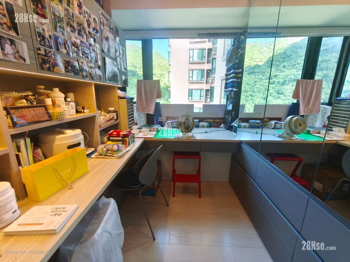 Castello Sell 2 Bedrooms , 1 Bathroom 547 ft²