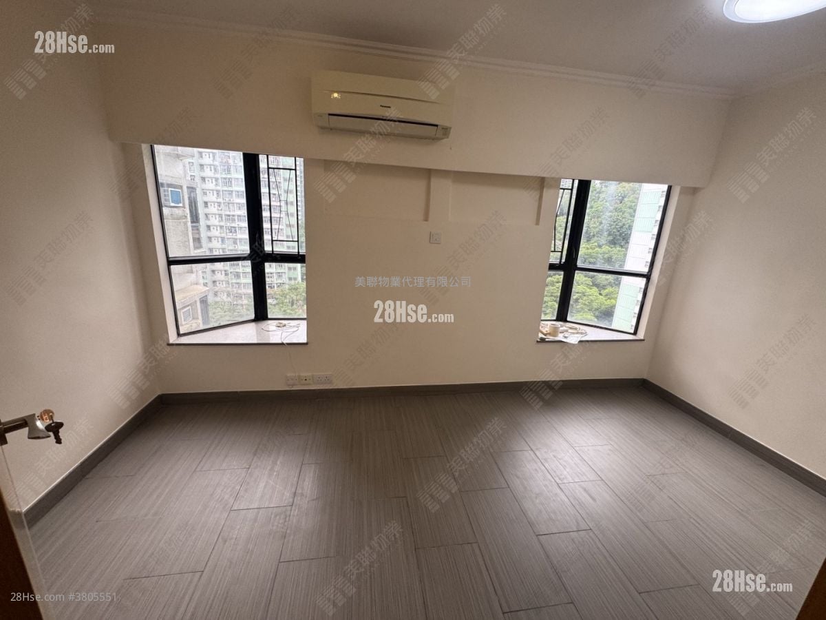 Shaukeiwan Plaza Rental 2 Bedrooms , 1 Bathroom 445 ft²