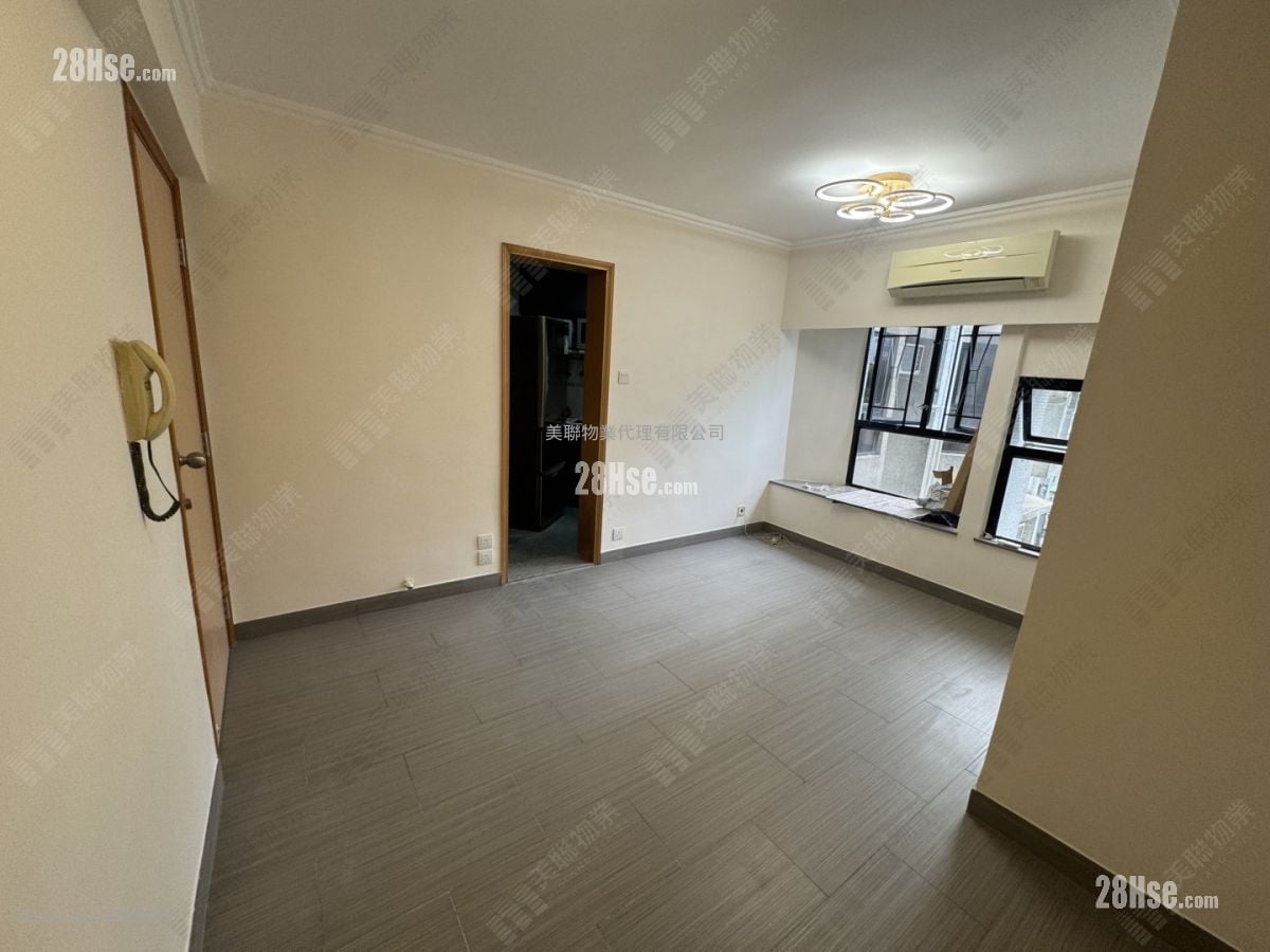 Shaukeiwan Plaza Rental 2 Bedrooms , 1 Bathroom 445 ft²