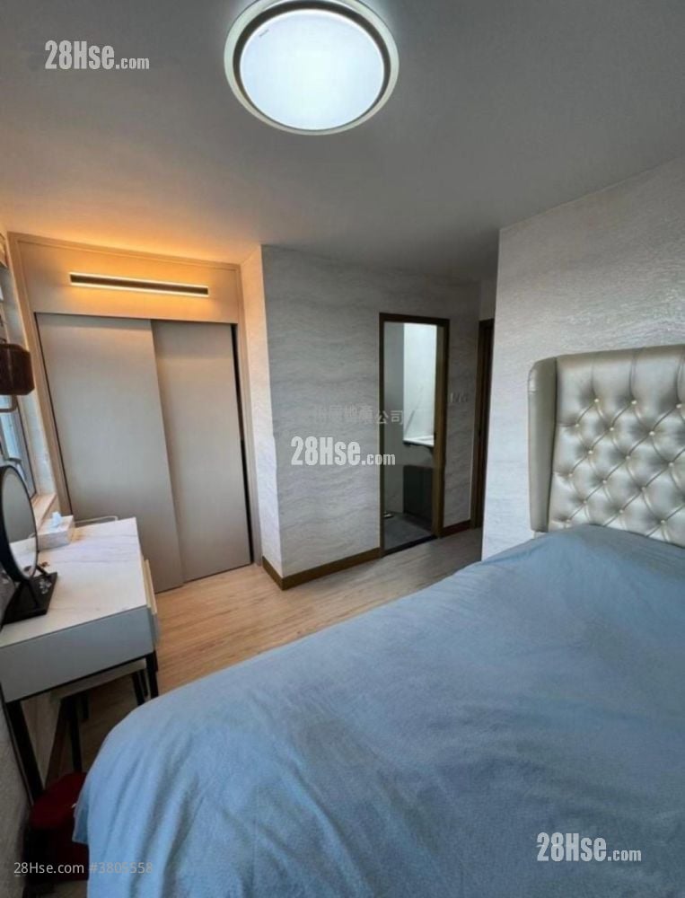 Taikoo Shing Sell 703 ft²