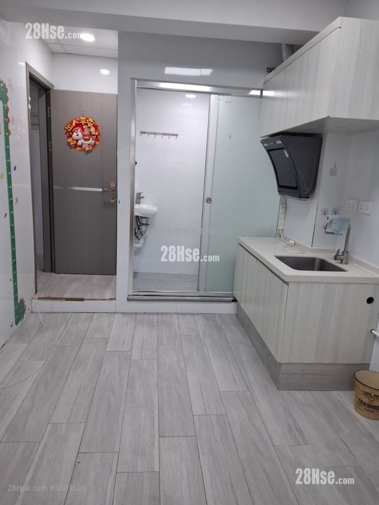 单幢楼房 租盘 1 浴室 180 平方尺