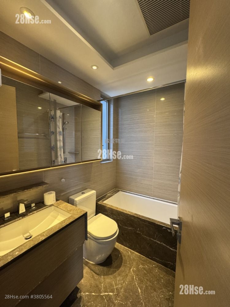 傲名 租盤 4 房 , 2 浴室 875 平方呎