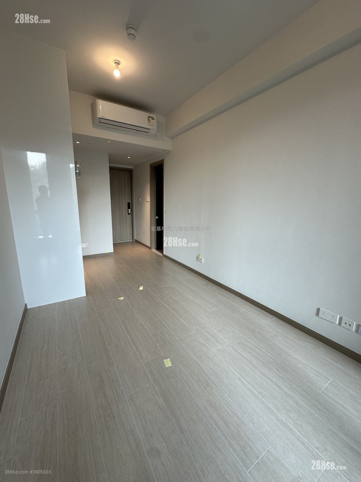 朗誉 租盘 开放式间隔 246 平方尺