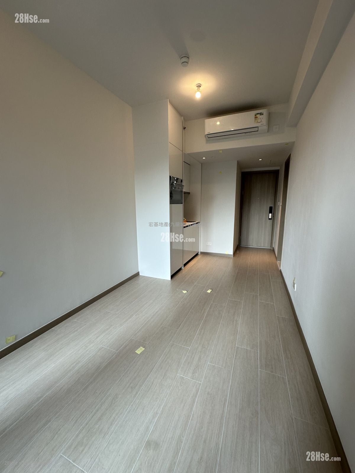 朗誉 租盘 开放式间隔 246 平方尺