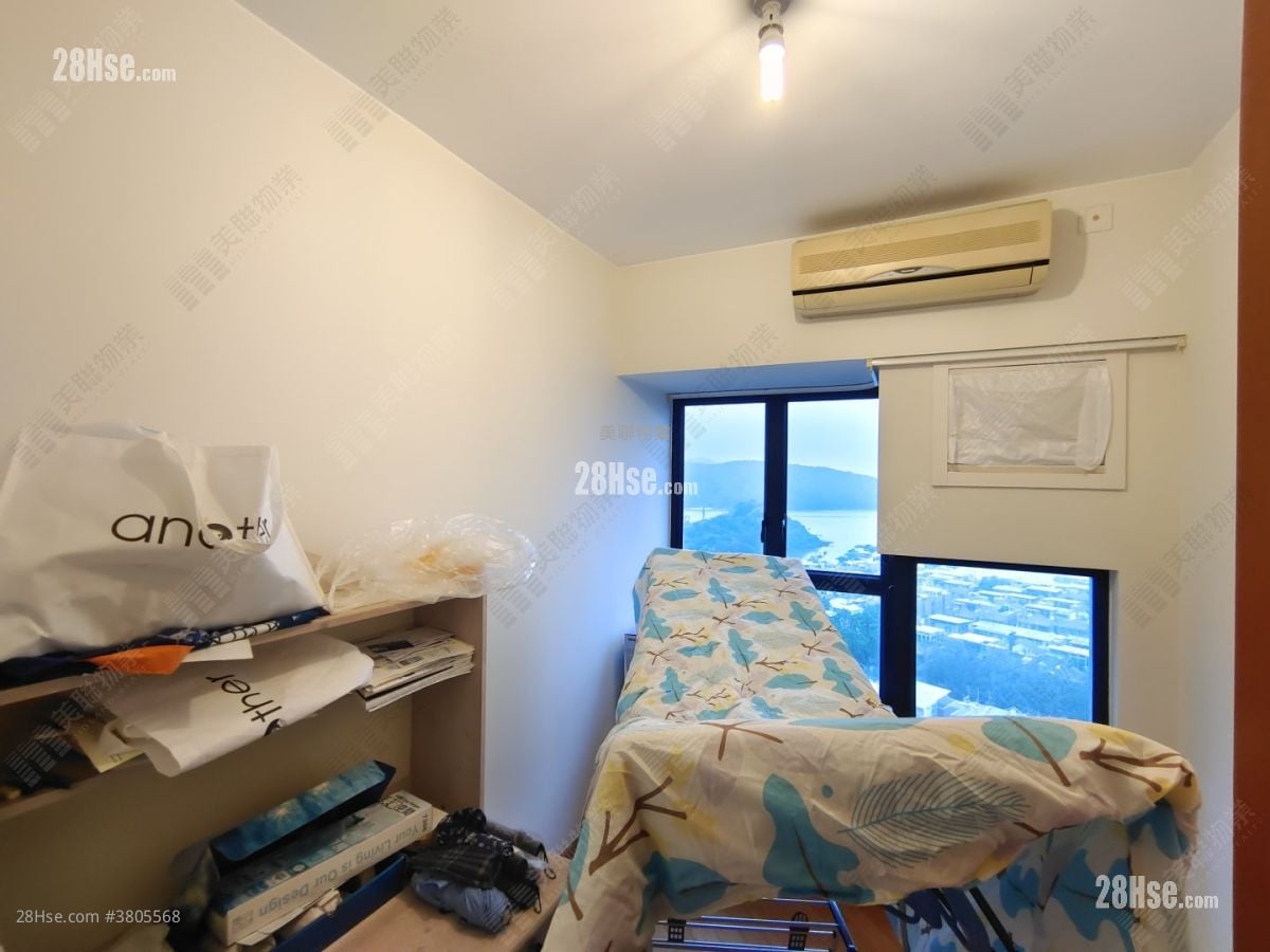 Park Island Sell 3 Bedrooms , 3 Bathrooms 837 ft²