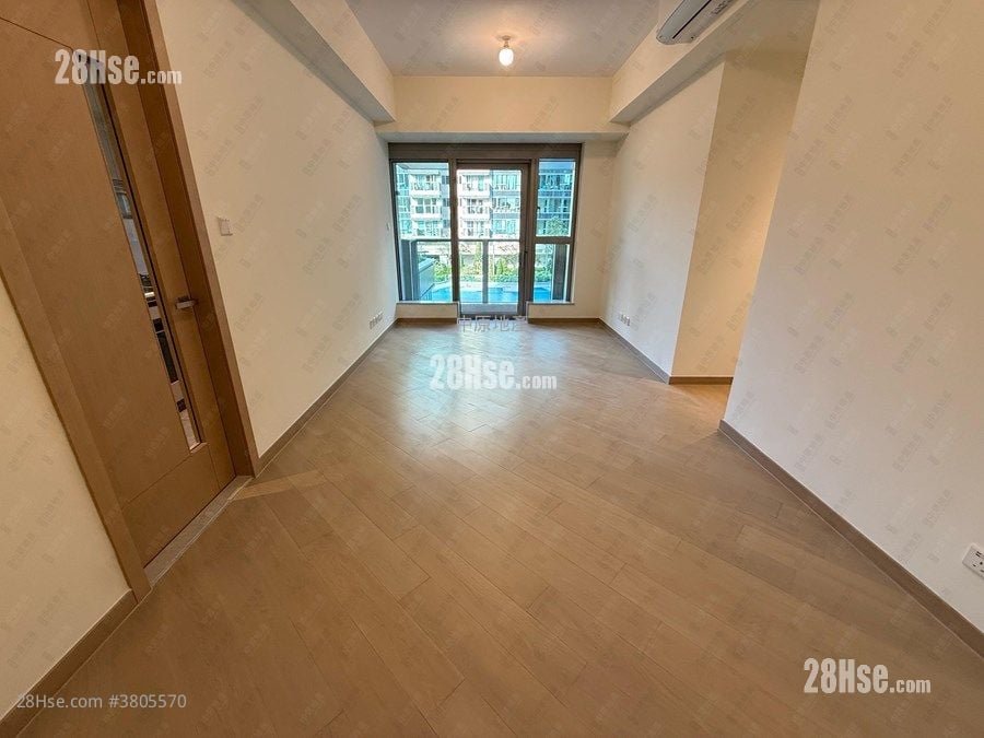 Grand Mayfair  Rental 769 ft²