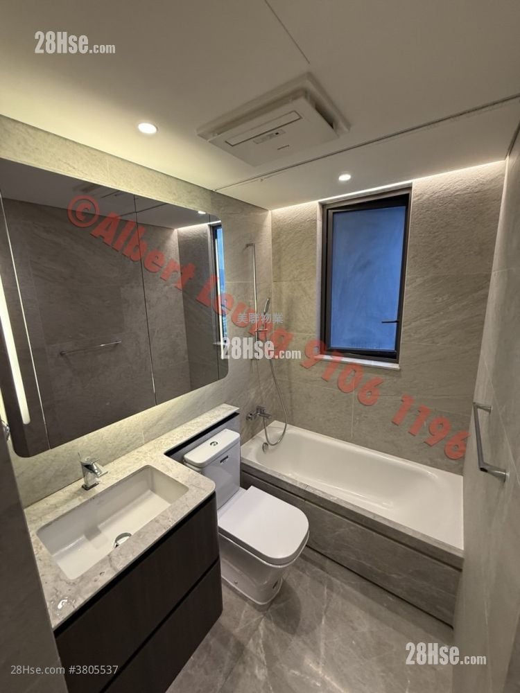 The Arles Sell 2 Bedrooms , 1 Bathroom 492 ft²