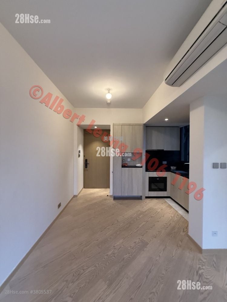 The Arles Sell 2 Bedrooms , 1 Bathroom 492 ft²