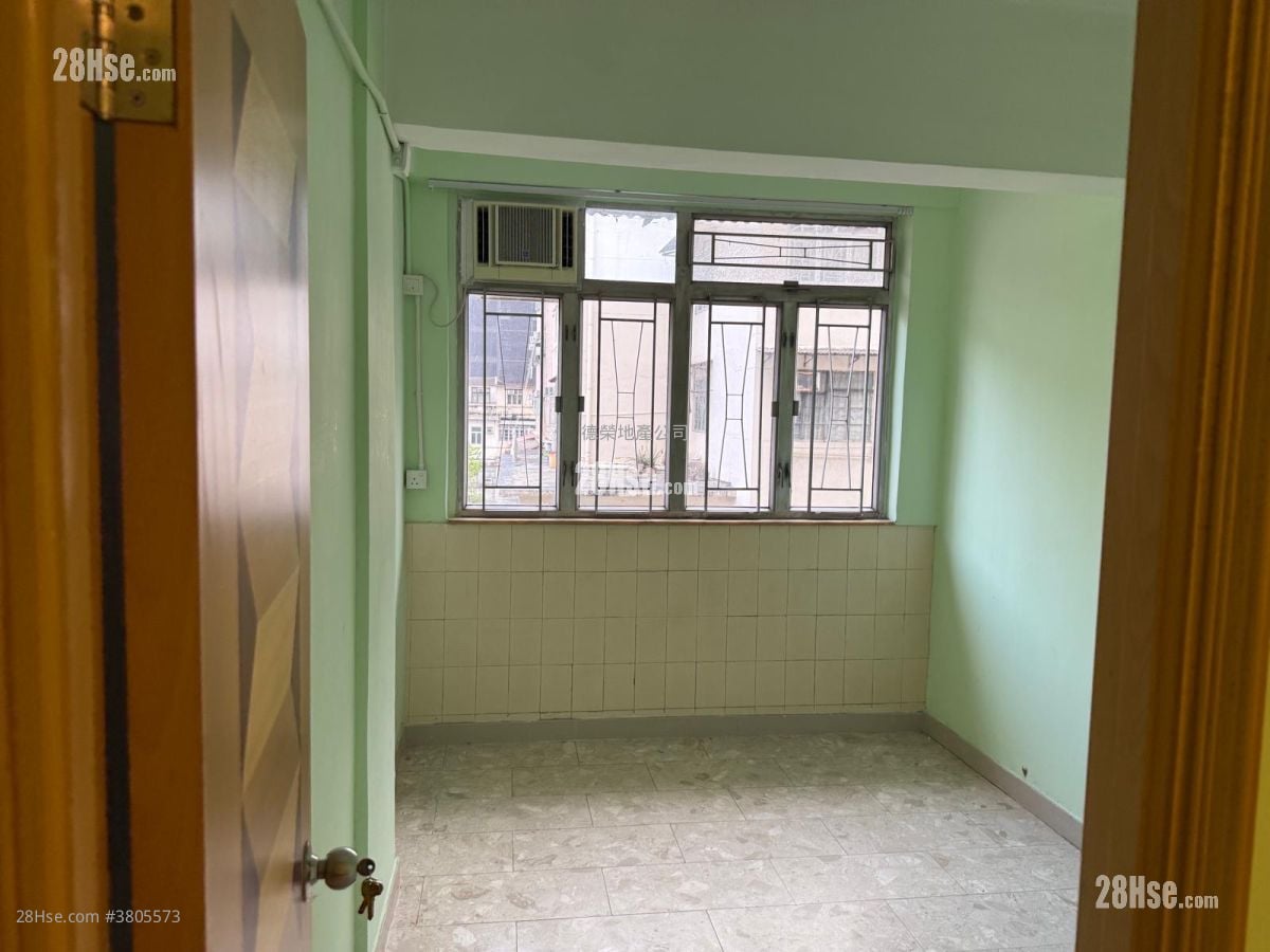 福德街 售盘 3 房 822 平方尺