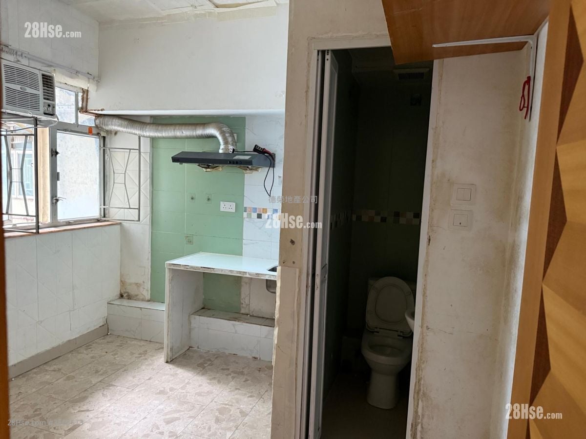 福德街 售盘 3 房 822 平方尺