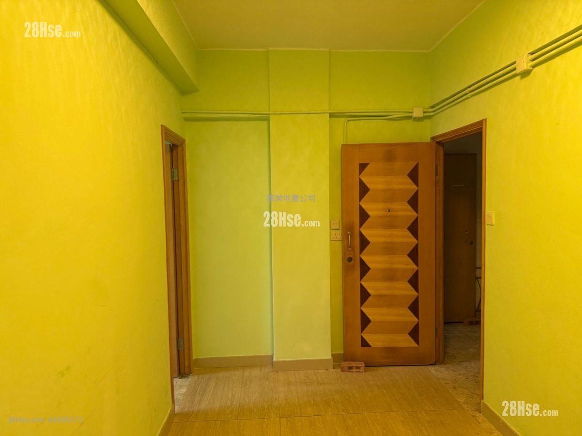 福德街 售盘 3 房 822 平方尺