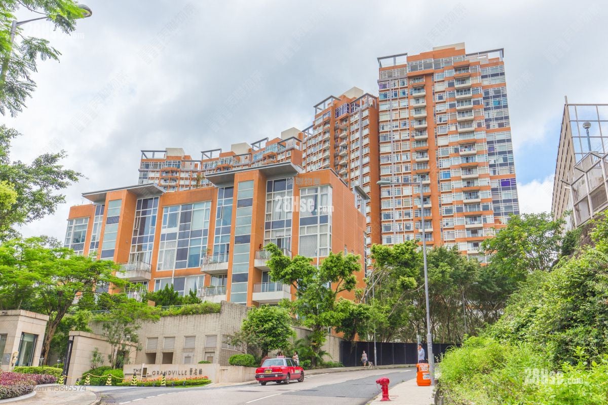 晋名峰 售盘 2 房 568 平方尺