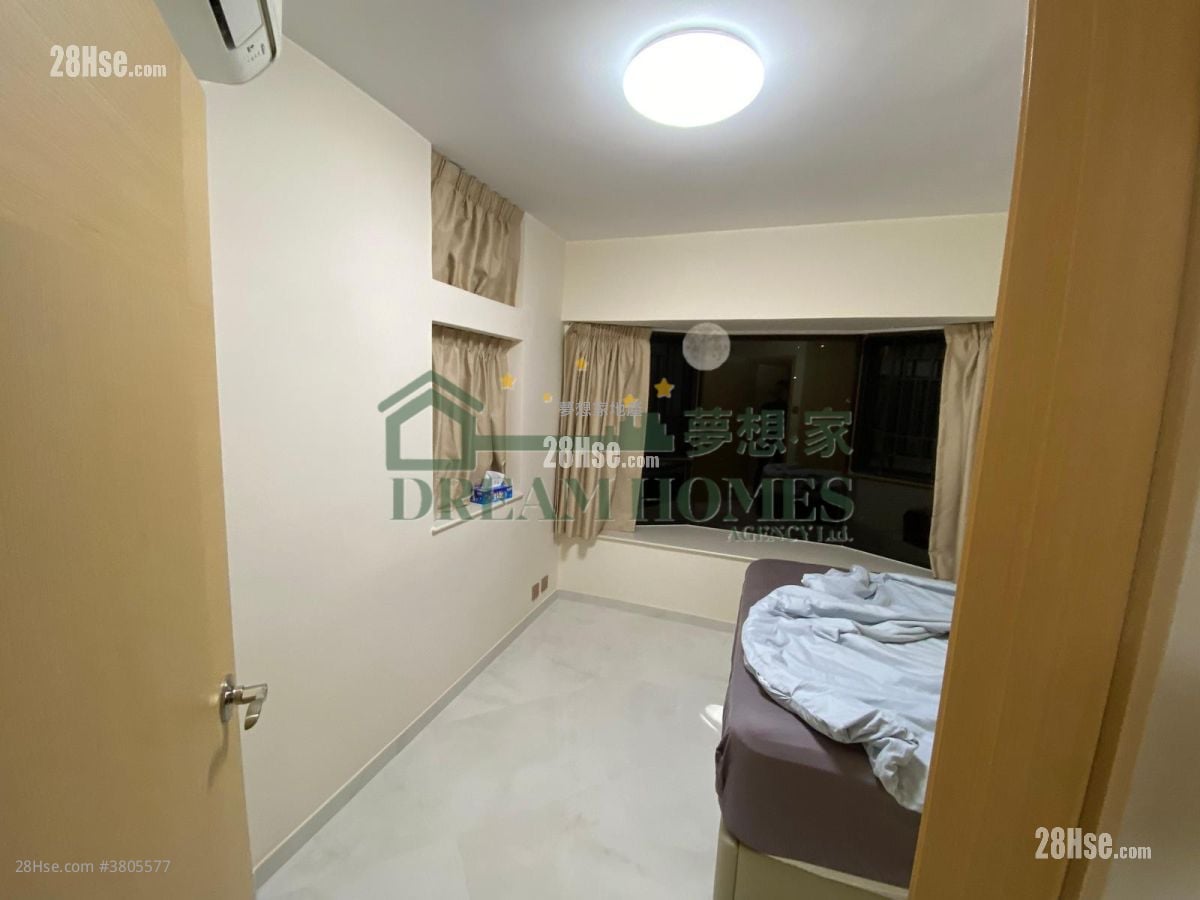 Euston Court Sell 2 Bedrooms , 1 Bathroom 587 ft²