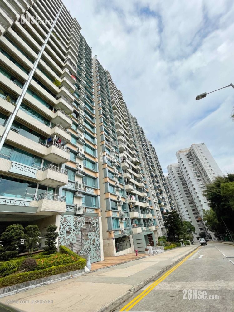 Hong Kong Garden Sell 4 Bedrooms , 3 Bathrooms 1,382 ft²