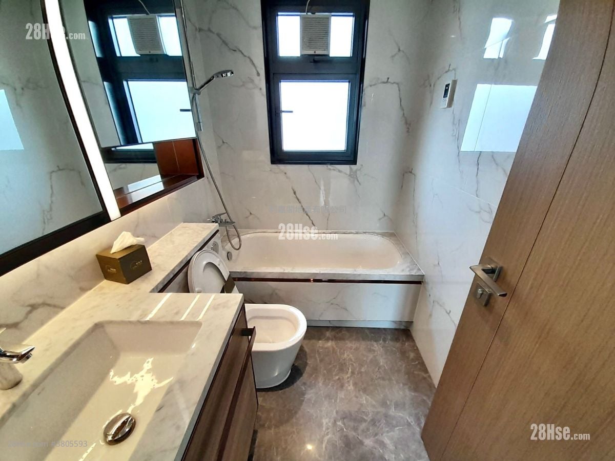 Sol City Sell 3 Bedrooms 736 ft²