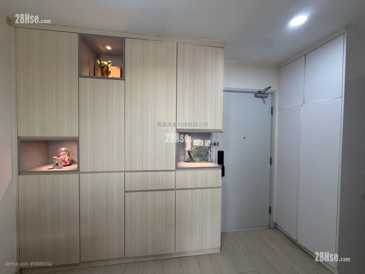 Lai Tsui Court Sell 2 Bedrooms , 1 Bathroom 388 ft²