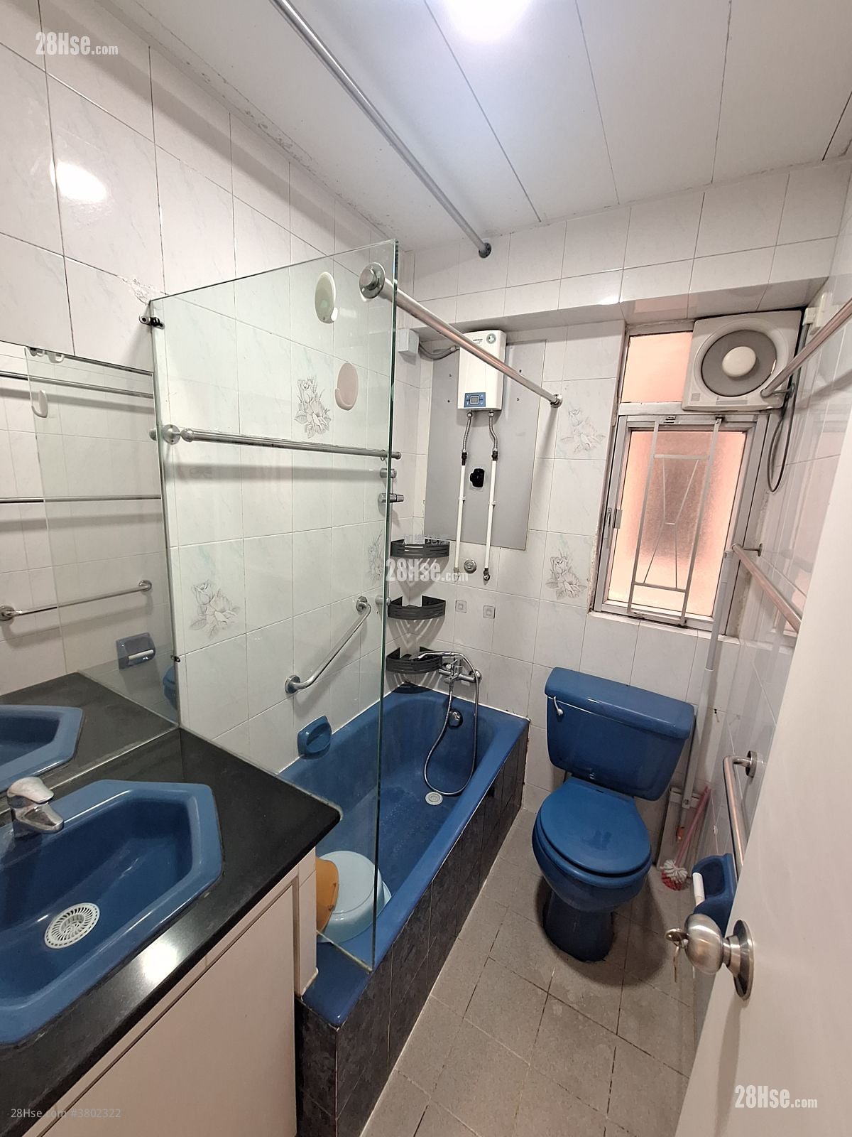 Hunghom Bay Centre Rental 3 Bedrooms , 1 Bathroom 492 ft²