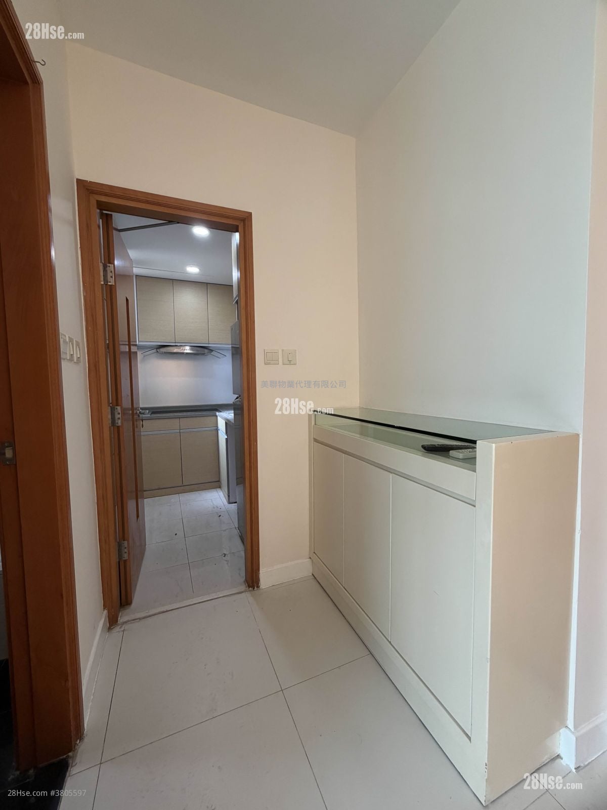 蓝天海岸 租盘 1 房 , 1 浴室 399 平方尺