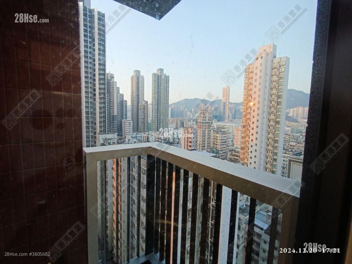 Park One Rental 3 Bedrooms 418 ft²