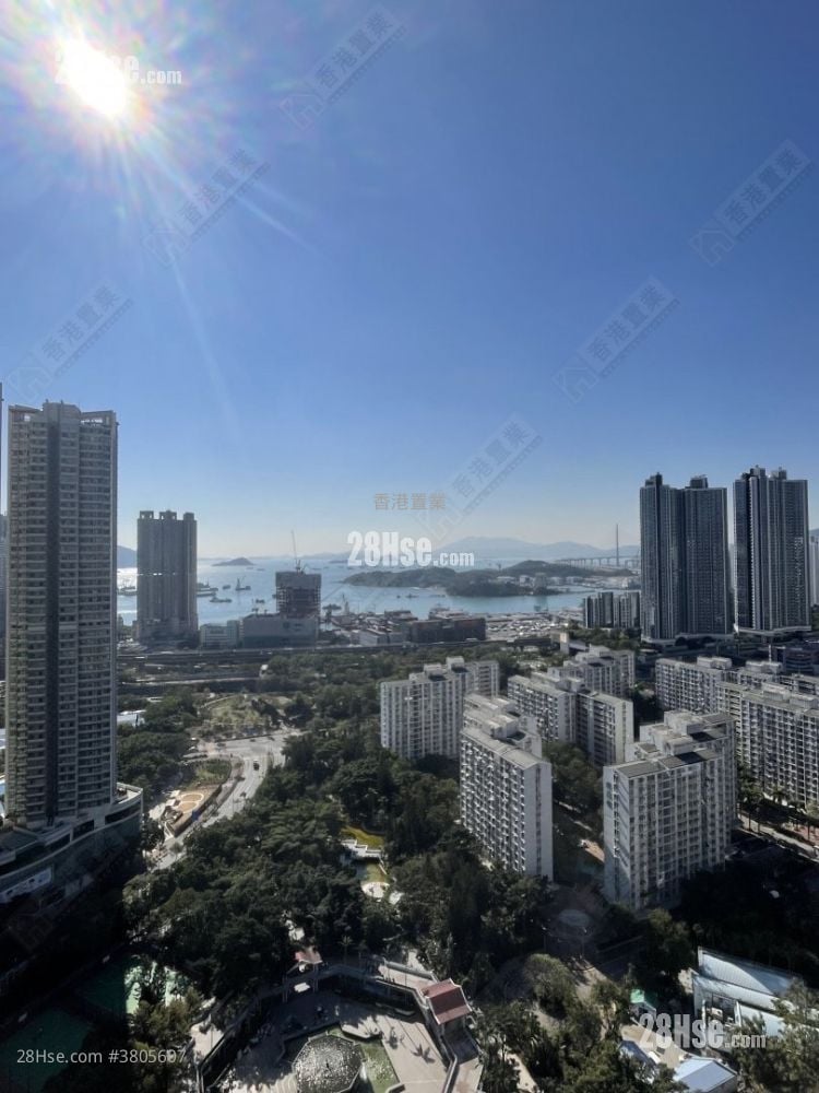 Park One Rental 4 Bedrooms , 1 Bathroom 595 ft²