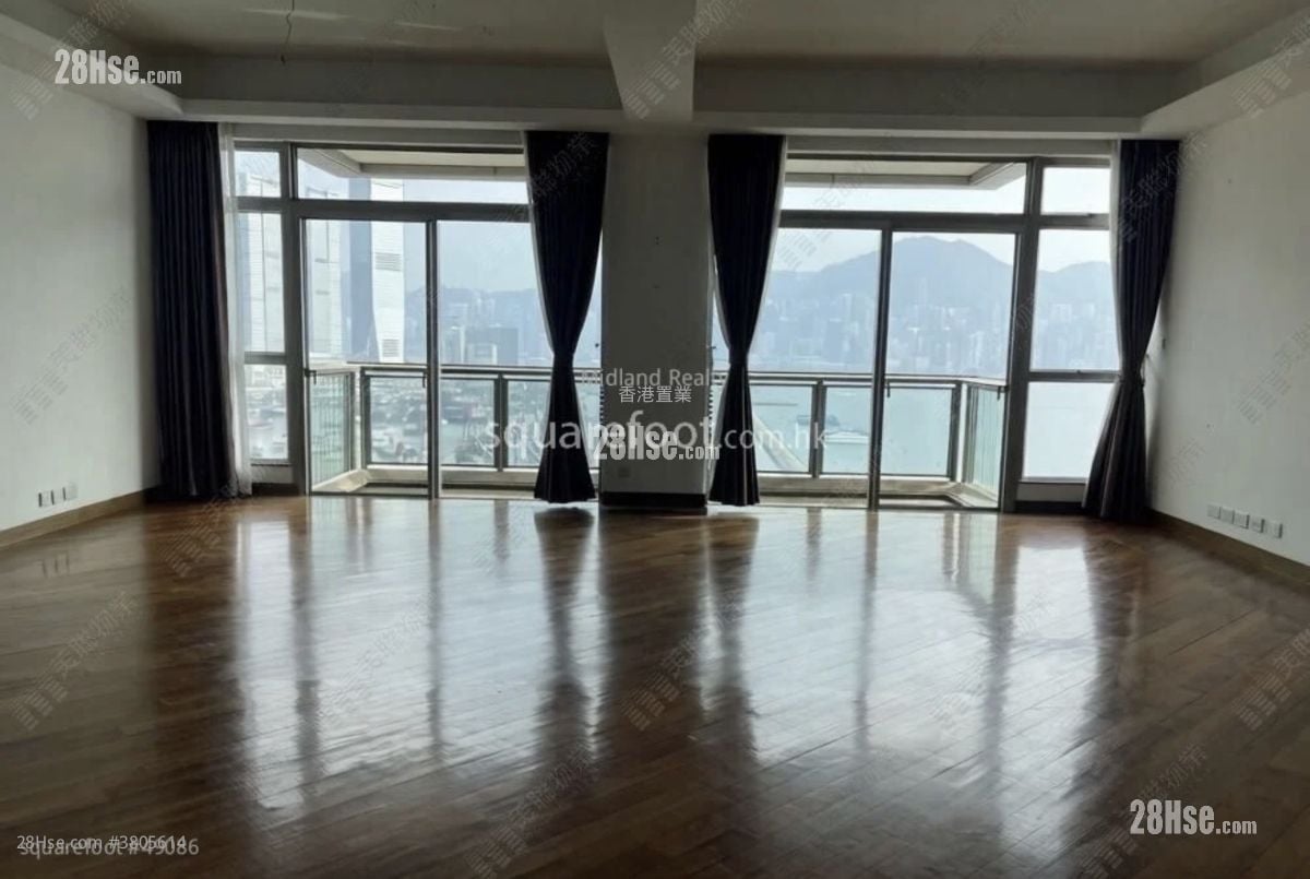 One Silversea Rental 5+ Bedrooms , 4 Bathrooms 2,042 ft²