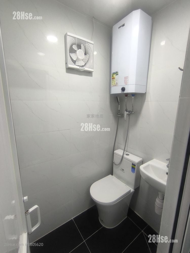 立成大厦 租盘 1 房 , 1 浴室 240 平方尺