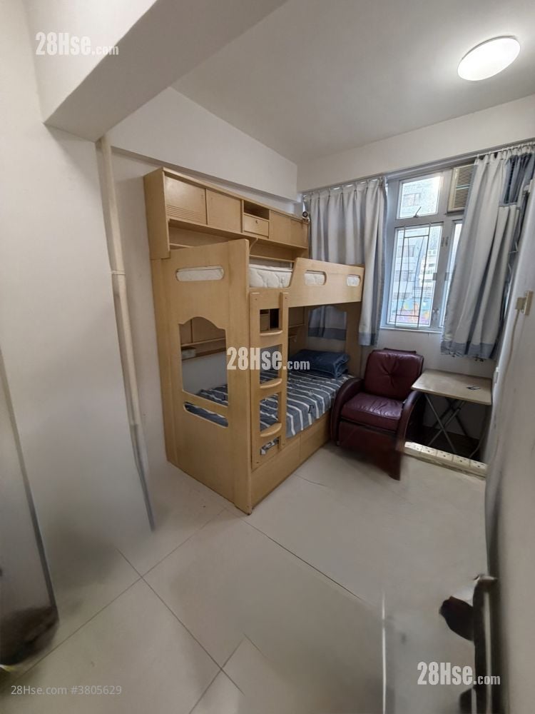 Po Wing Building Sell 3 Bedrooms 552 ft²