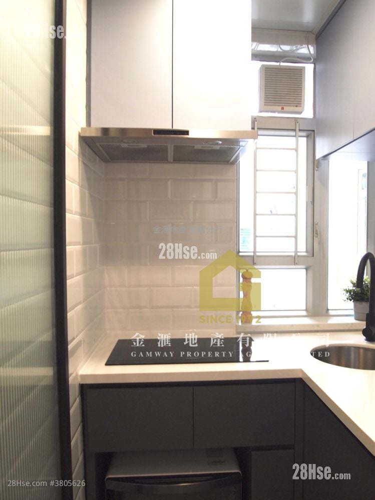 Lai Tsui Court Sell 1 Bedroom , 1 Bathroom 287 ft²
