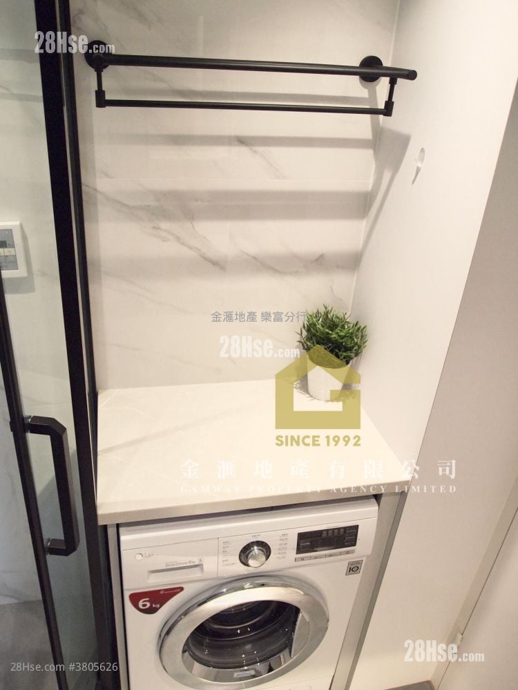 Lai Tsui Court Sell 1 Bedroom , 1 Bathroom 287 ft²