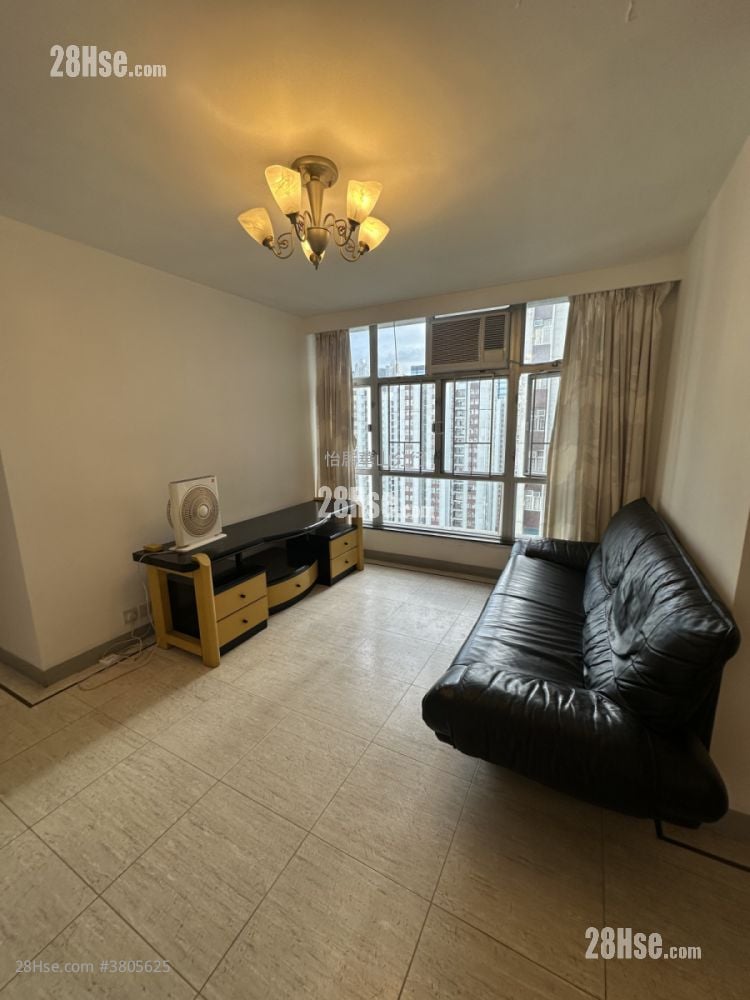 太古城 售盘 3 房 , 2 浴室 708 平方尺