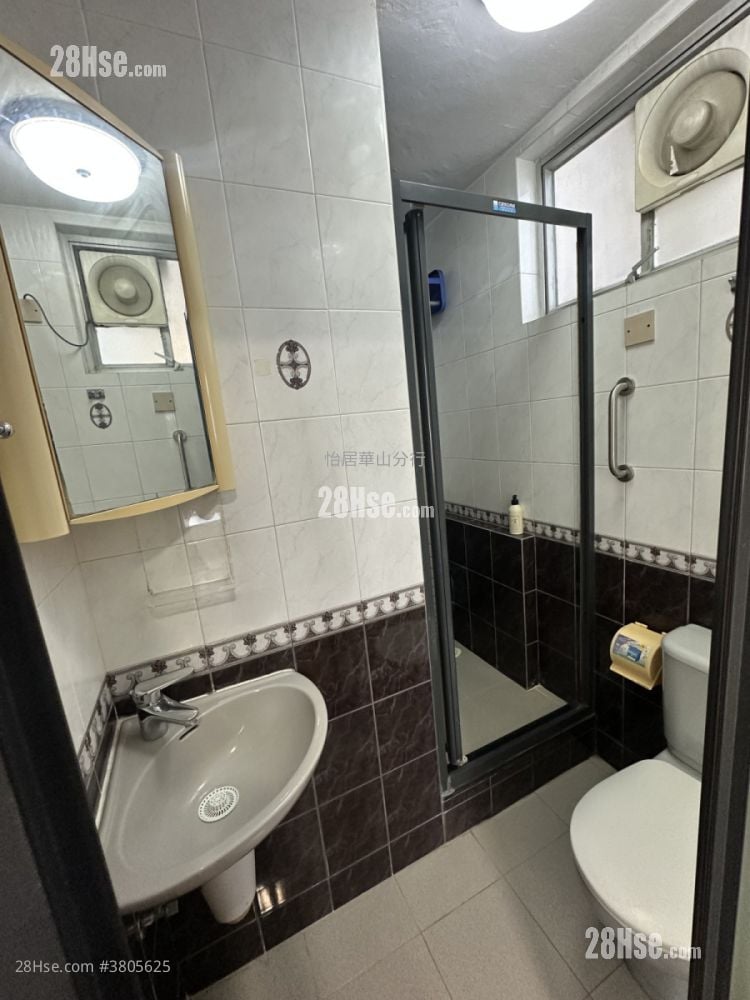 太古城 售盘 3 房 , 2 浴室 708 平方尺