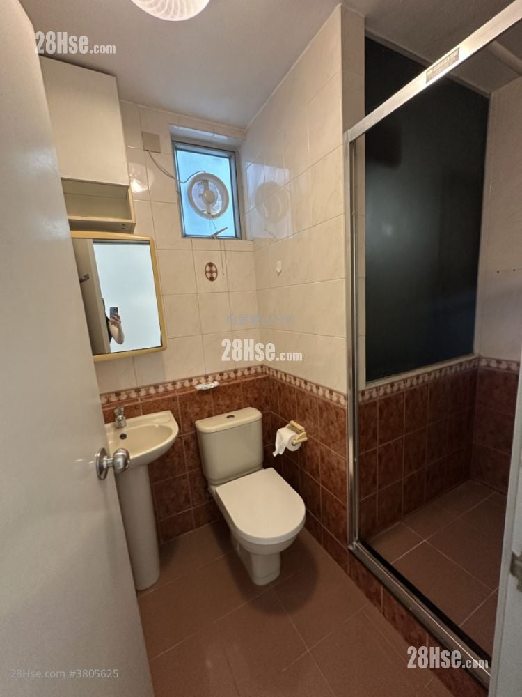 太古城 售盘 3 房 , 2 浴室 708 平方尺