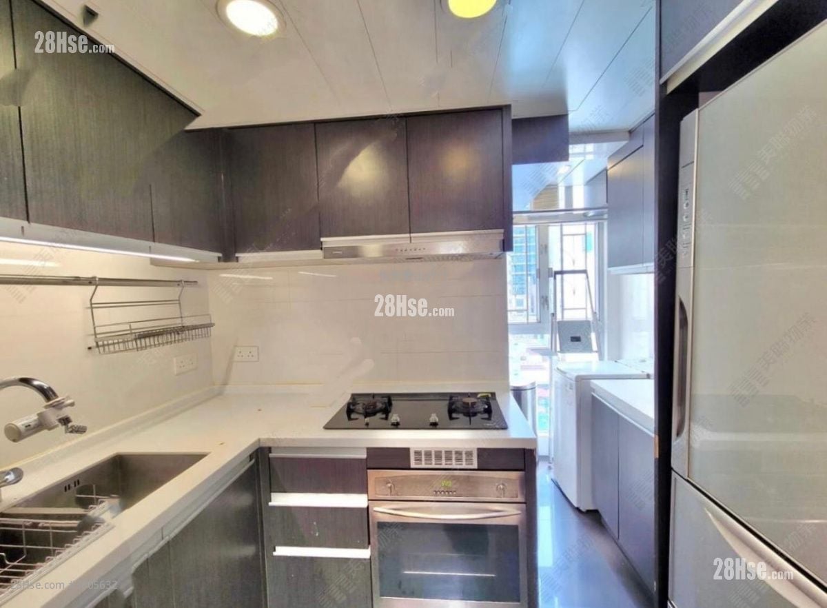 太古城 售盘 3 房 , 2 浴室 691 平方尺