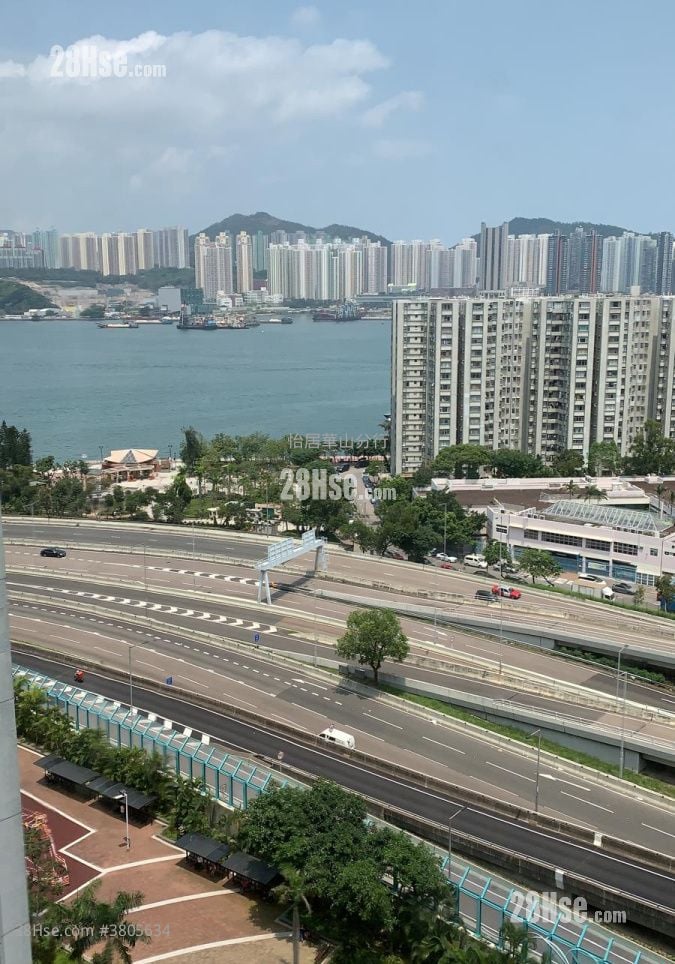 太古城 售盤 3 房 , 1 浴室 706 平方呎