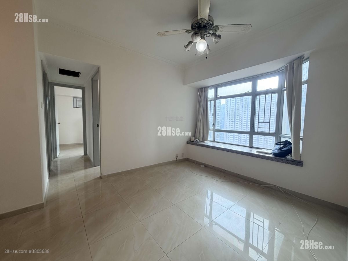 花都广场 售盘 3 房 526 平方尺