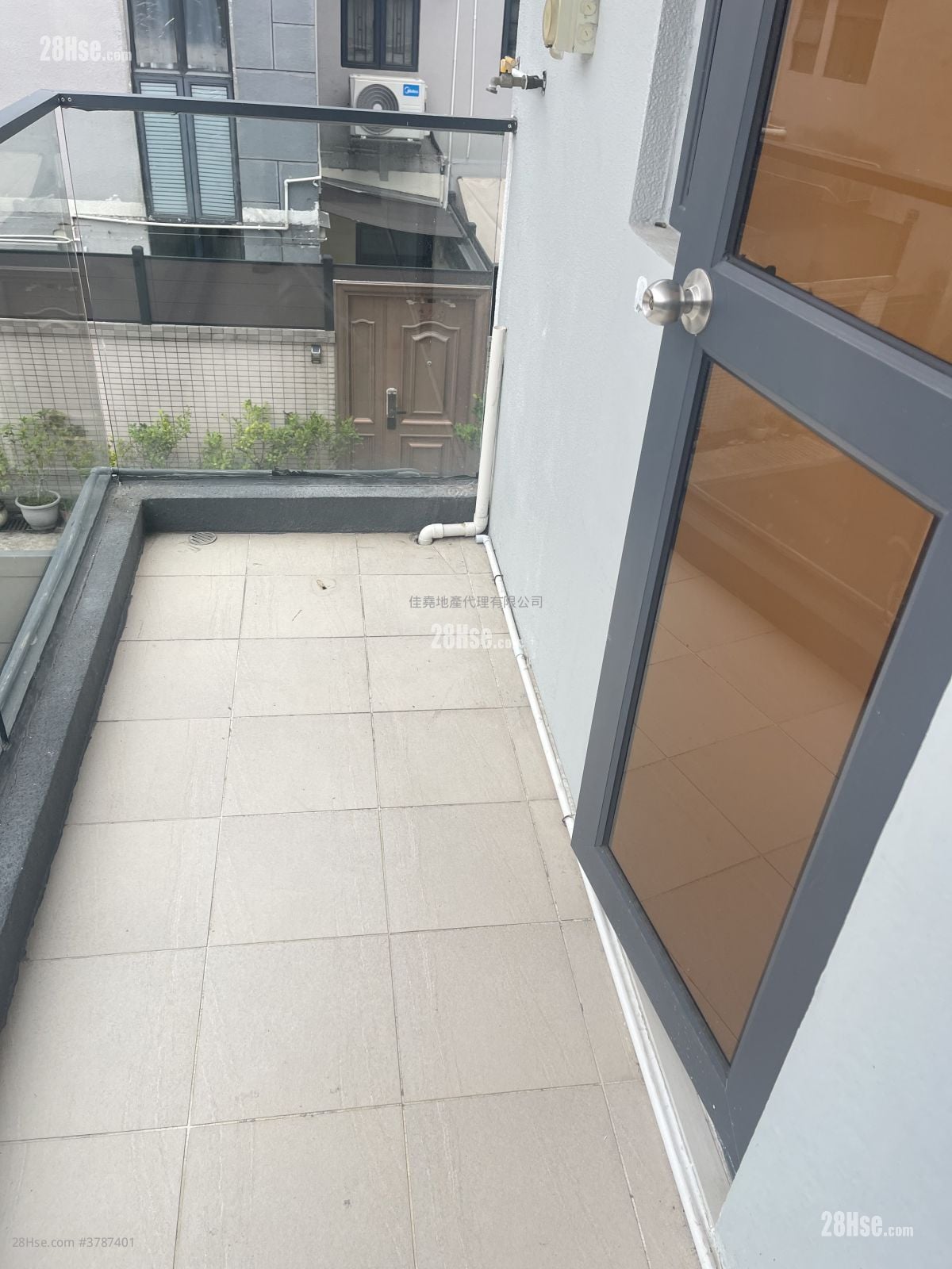 上水 租盘 4 房 , 1 浴室 630 平方尺