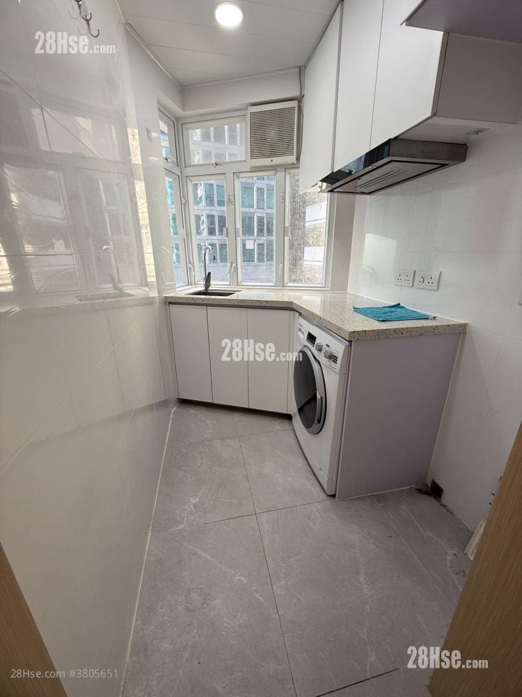 Kam Lok Mansion Rental 2 Bedrooms , 1 Bathroom 360 ft²