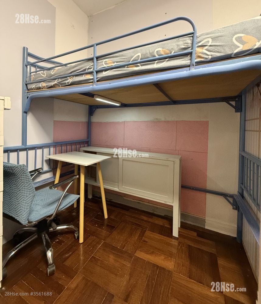 希云大厦 租盘 4 房 , 2 浴室 880 平方尺