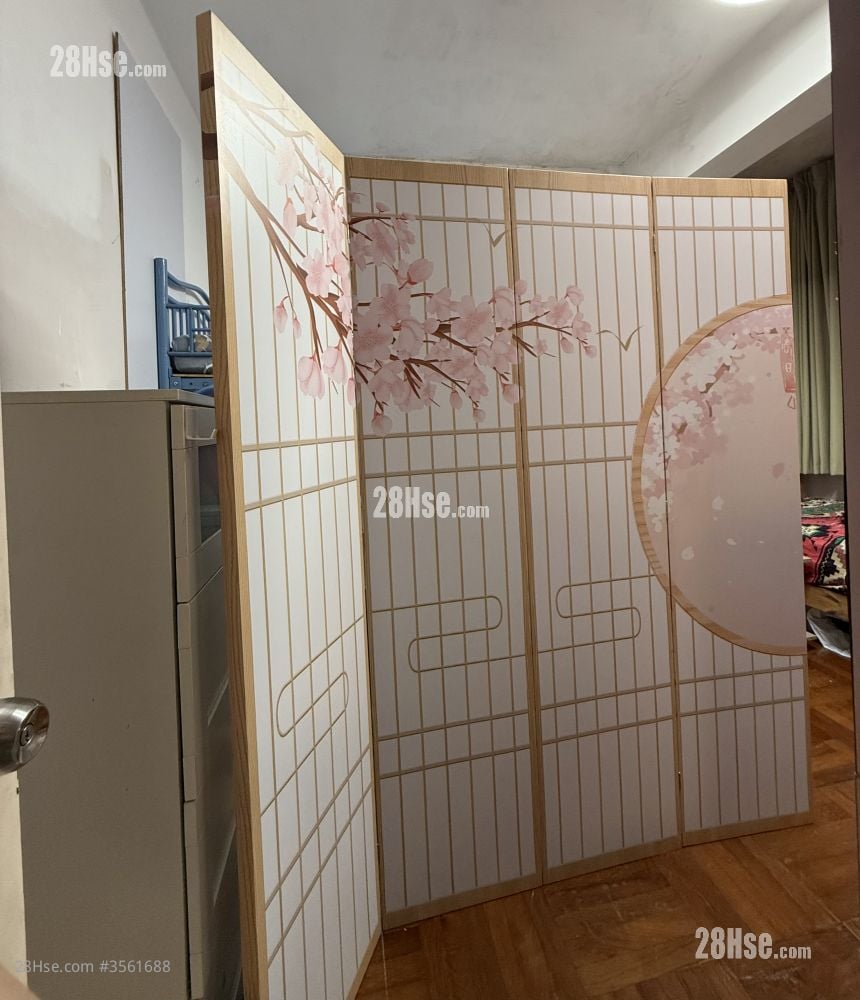 希云大厦 租盘 4 房 , 2 浴室 880 平方尺