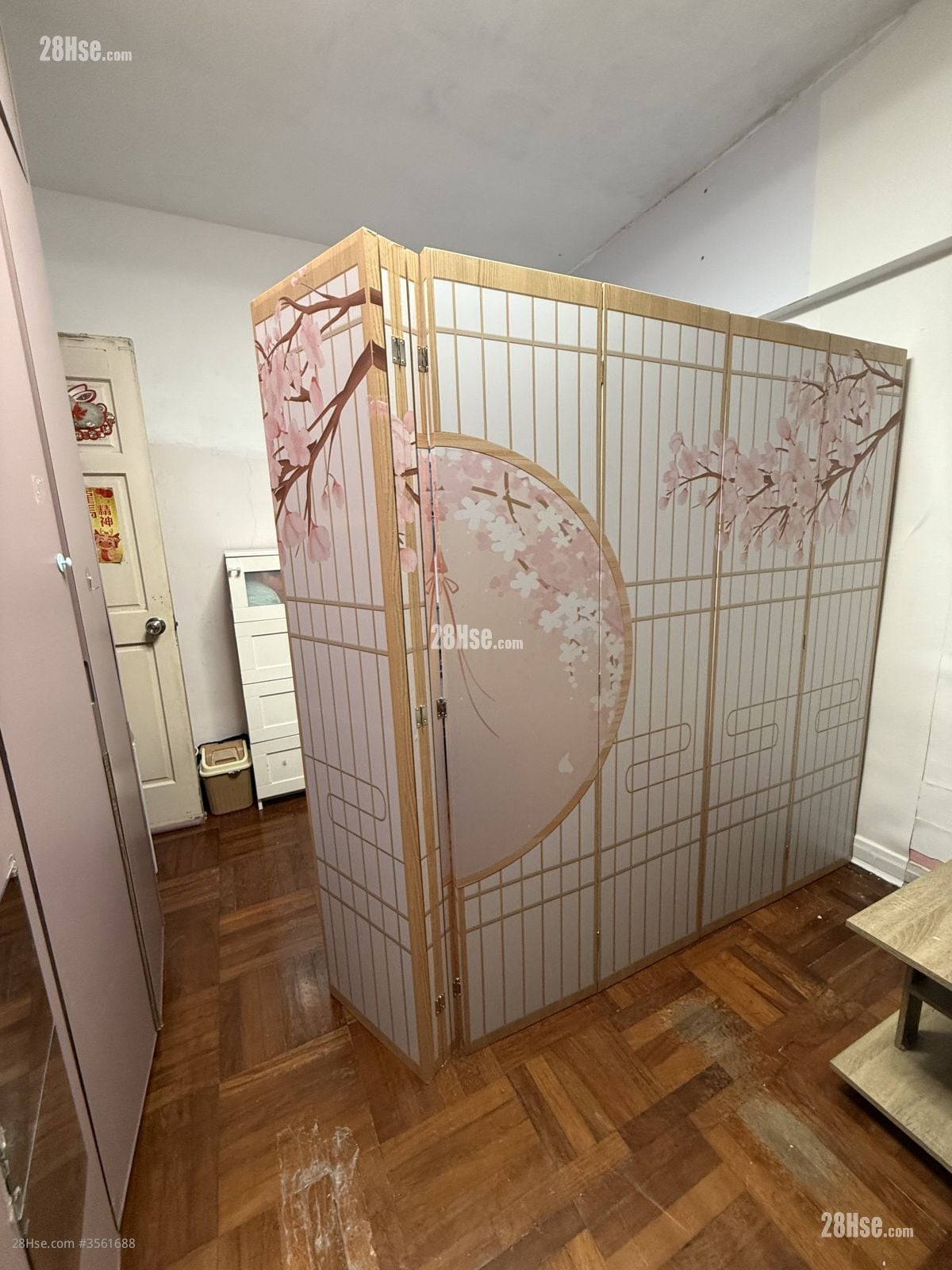 希云大厦 租盘 4 房 , 2 浴室 880 平方尺