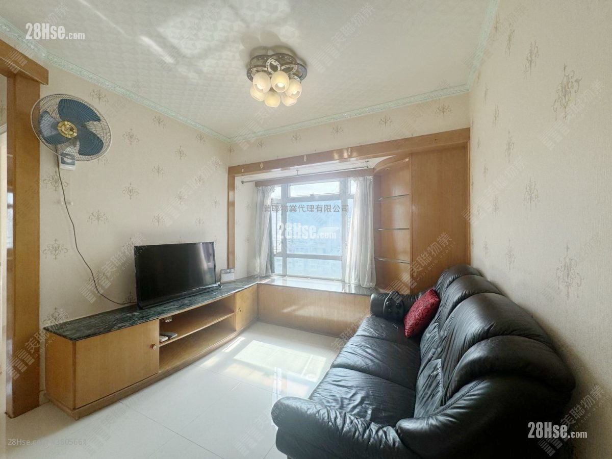 Flora Plaza Sell 2 Bedrooms 526 ft²