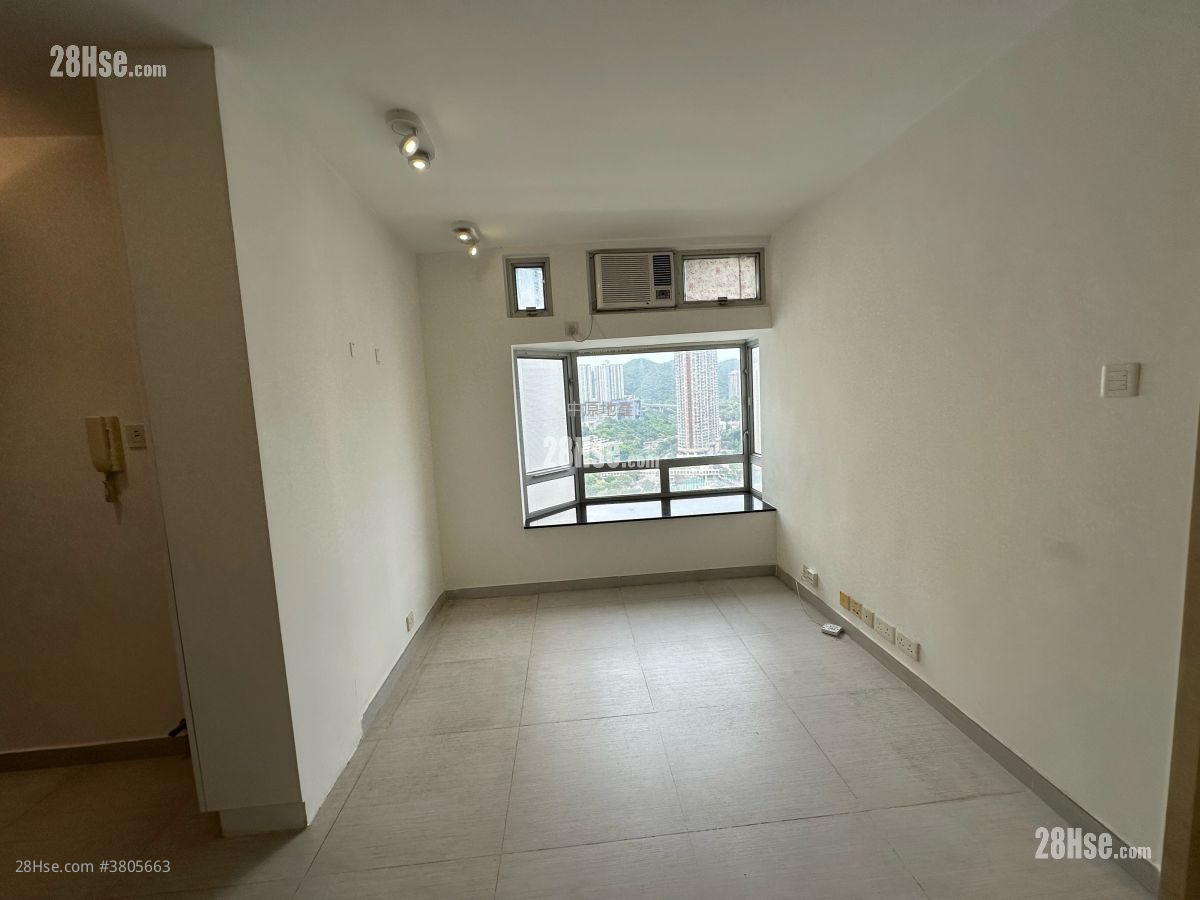 Greenfield Garden Sell 2 Bedrooms , 1 Bathroom 448 ft²