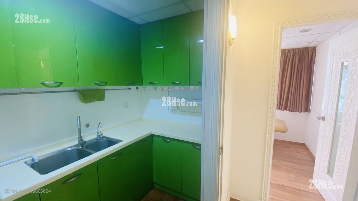 中威商业大厦 租盘 5+ 房 , 2 厕所