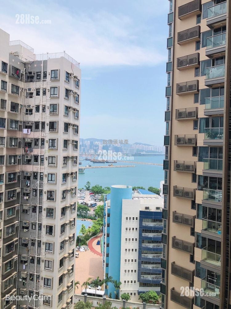 Upper East Sell 2 Bedrooms , 1 Bathroom 362 ft²