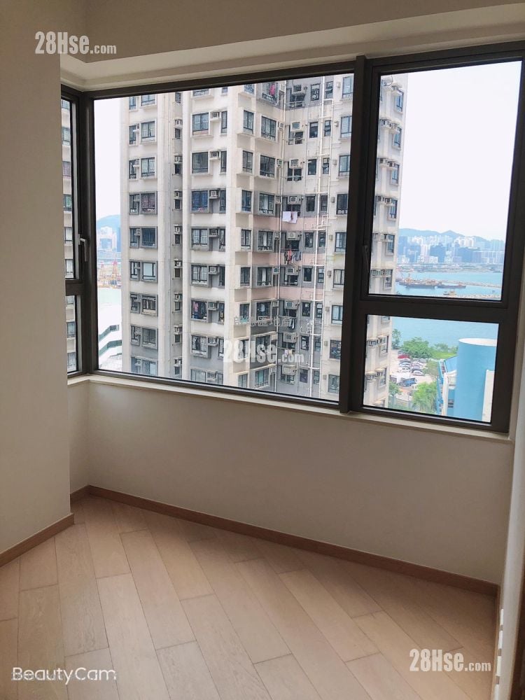 Upper East Sell 2 Bedrooms , 1 Bathroom 362 ft²