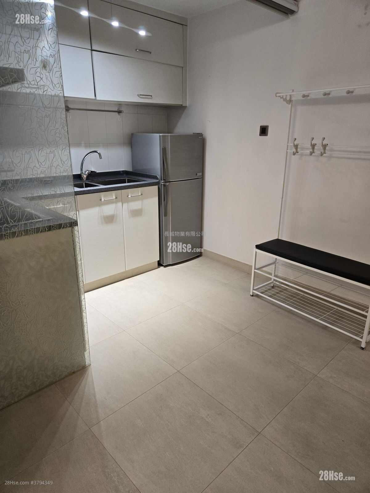 Westlands Court Rental 1 Bedroom , 1 Bathroom 398 ft²