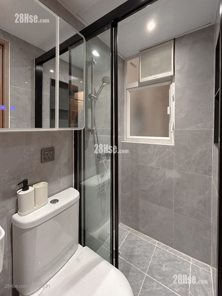 Shing Wah Mansion Rental 54 ft²