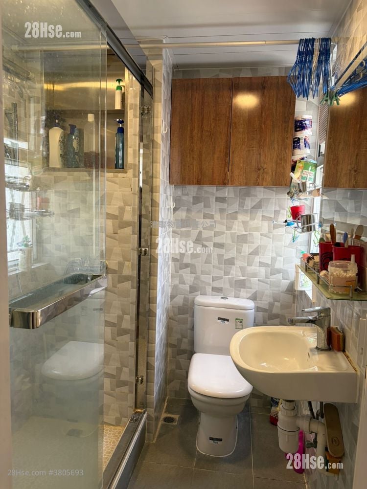 Waldorf Garden Sell 2 Bedrooms 412 ft²