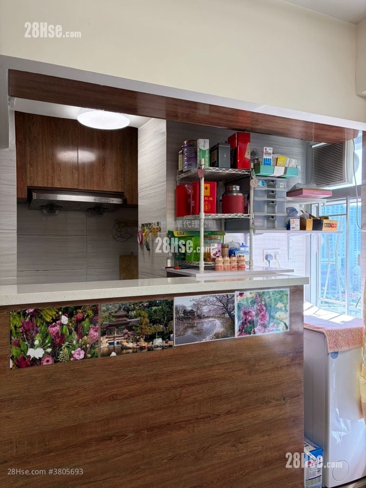 Waldorf Garden Sell 2 Bedrooms 412 ft²