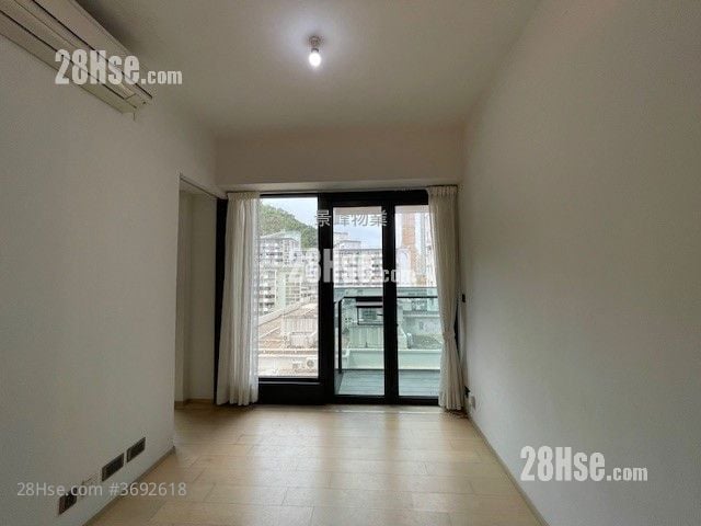 The Hudson Sell 1 Bedroom , 1 Bathroom 324 ft²